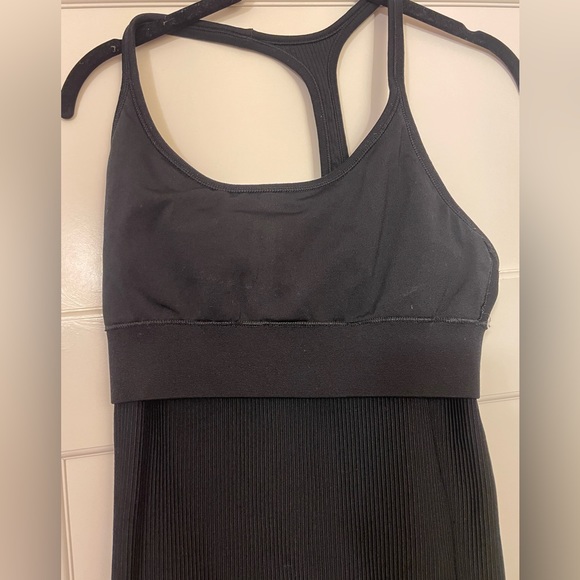 Athleta Ribbed Workout Tank (full length) - Picture 4 of 9
